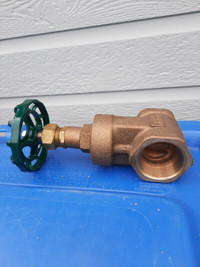 Gate valve bronze 125 psi # 310 j  11/2  Jenkins