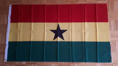 3 x 5 ft Polyester flag with grommets New in package