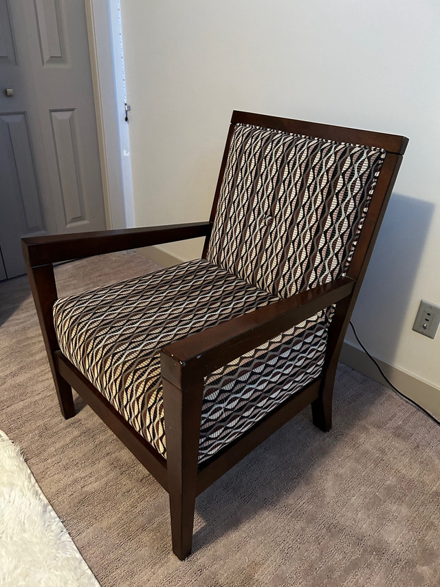 Arm Chair for sale  in Chairs & Recliners in Calgary - Image 2