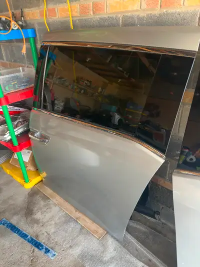 NH-700 (Alabaster Silver Metallic) Colour Driver Sliding Door. Works For 2011-2017 Honda Odysseys Wi...