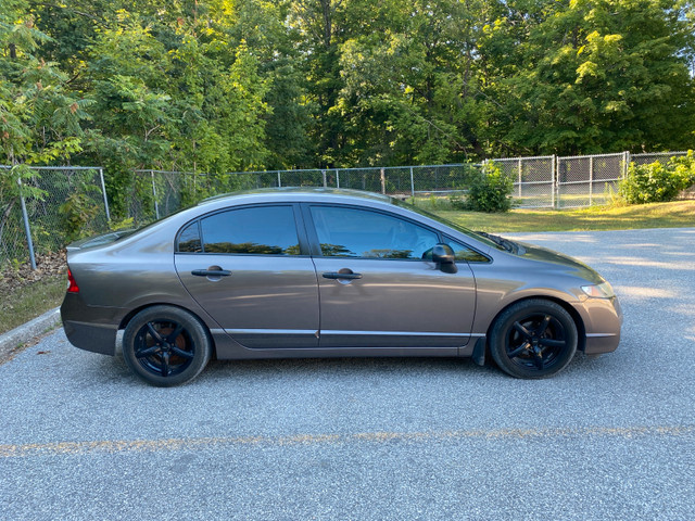 2010 Honda civic in Cars & Trucks in Barrie