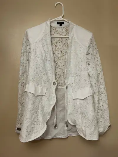Vintage Style Lace Woman’s Blazer, View more