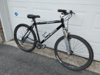 Rocky mountain elevation aluminum bike (19.5" frame)