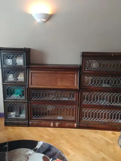 bibliothèque vitre plomb; fabricant macey circa 1915; porte en bon état et d`origine