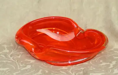 For sale beautiful vintage Canadian art glass bowl by Chalet. Thick heavy bright orange/red glass/cr...