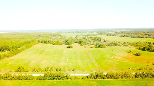 Golden Sands Acreage in Land for Sale in Edmonton - Image 4