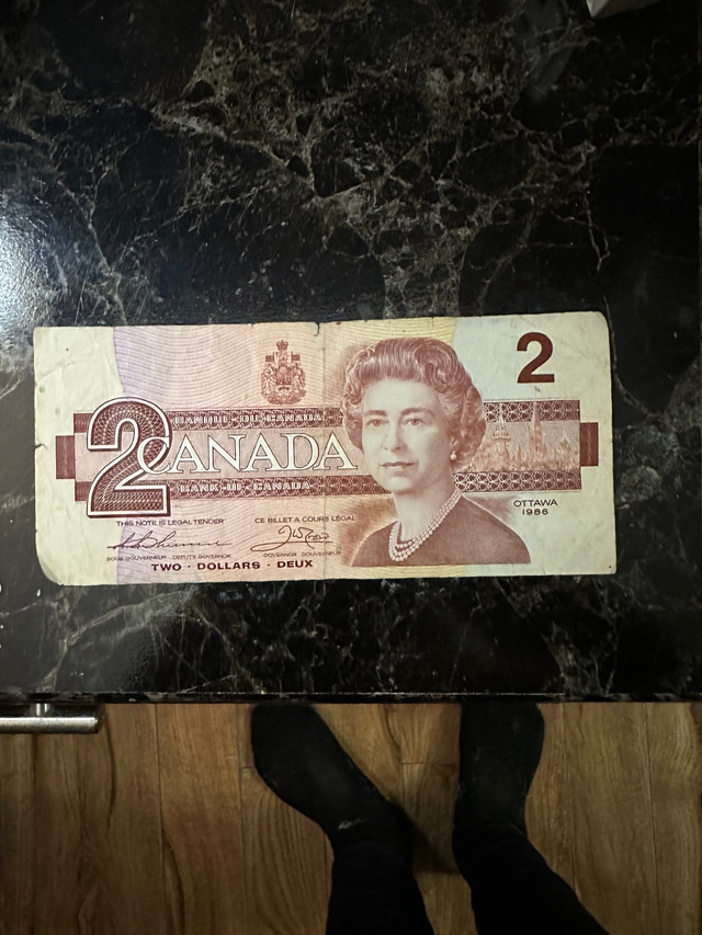 Canada 2$ bill 1986  in Arts & Collectibles in Dawson Creek