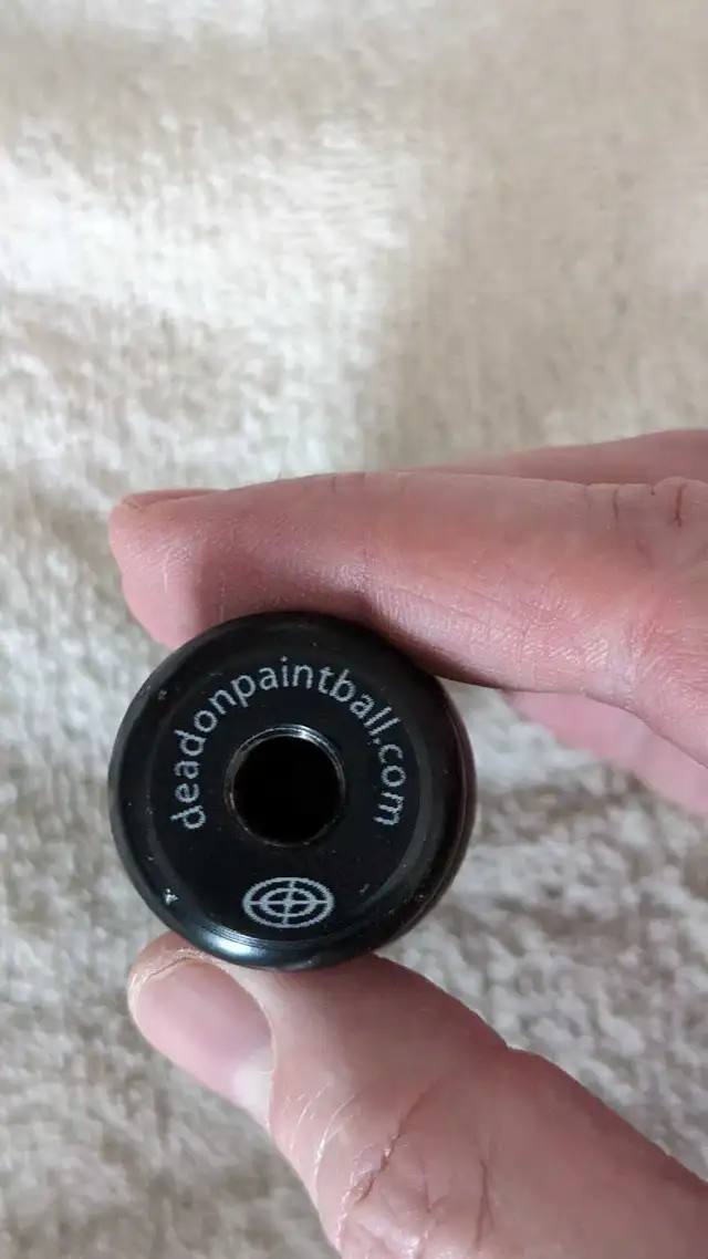 Paintball Foregrip Gas Passthru with Velocity Adjustor  in Paintball in West Island - Image 3