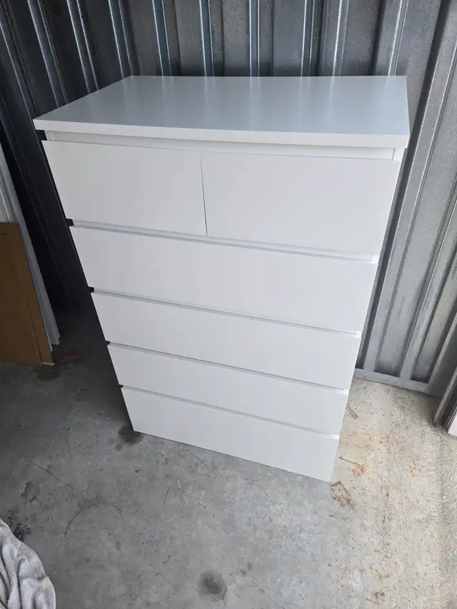 IKEA MALM 6 DRAW DRESSER WHITE TALL VERSION in Dressers & Wardrobes in City of Toronto - Image 3