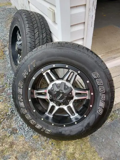 4 - 17" wheels 245/70/17 Cooper all season tires with 6 - 7/32nd. Alloy Rims 17x9 6- bolt (Chev.) c/...