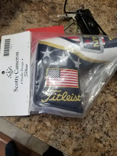 Scotty Cameron Headcover, View more