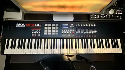 Akai MPK88 MIDI Controller, View more