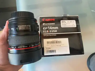 Canon EF 14mm f/2.8L II USM, View more