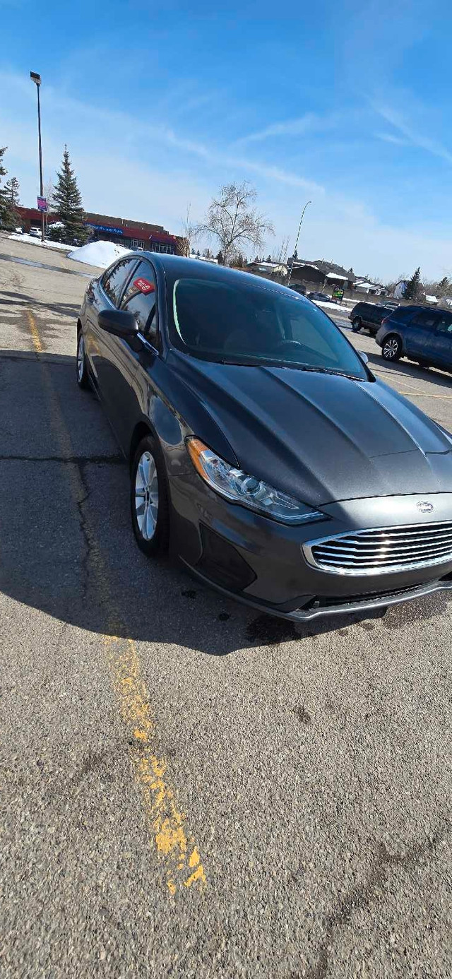 2020 Ford Fusion 2.0 Se in Cars & Trucks in Calgary - Image 2