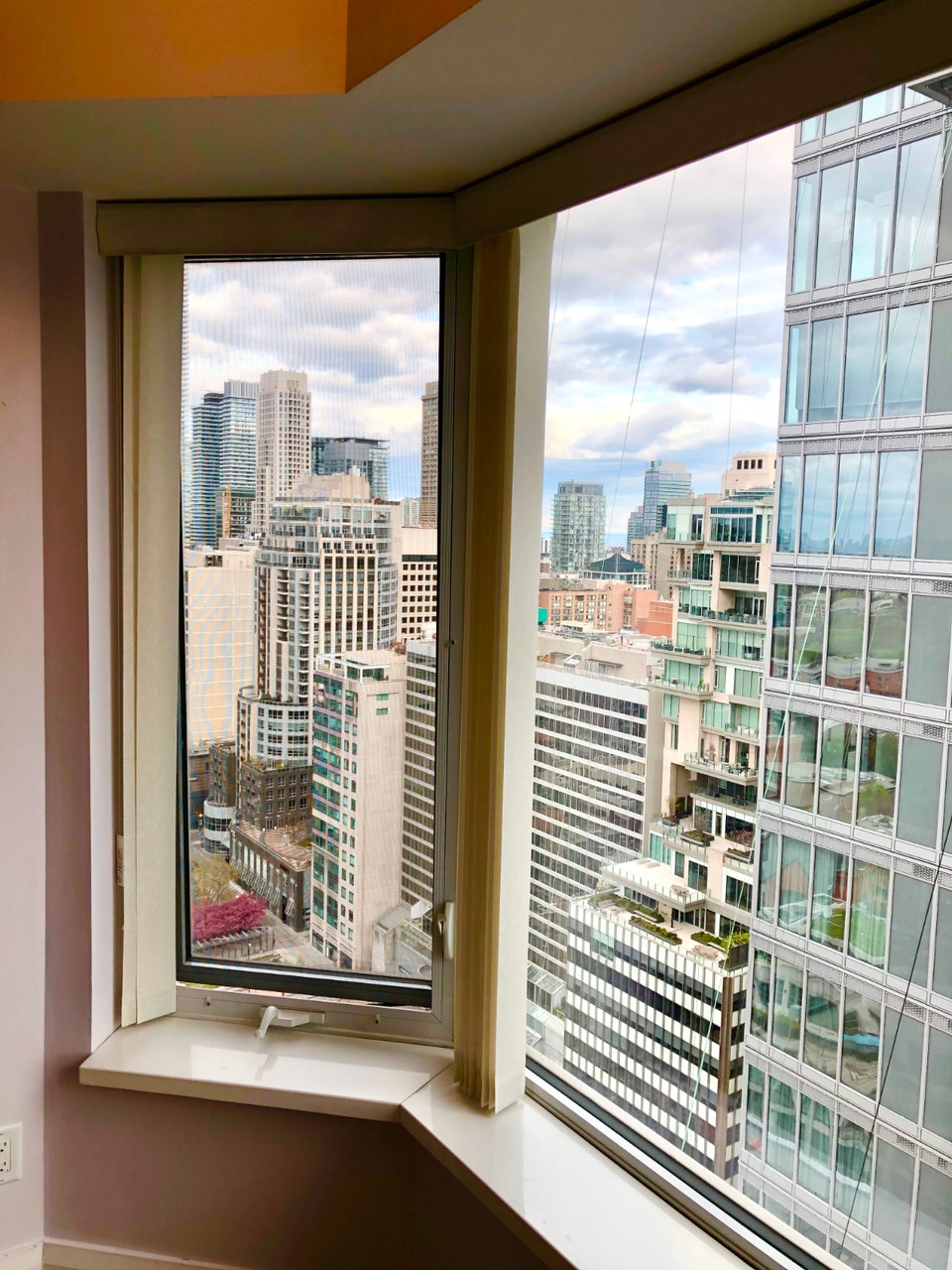Yorkville Sub-Penthouse for Rent – 155 Yorkville Ave, Unit 3110 5