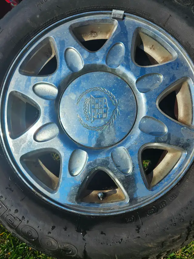 Cadillac 16in Rims in Tires & Rims in Peterborough - Image 4