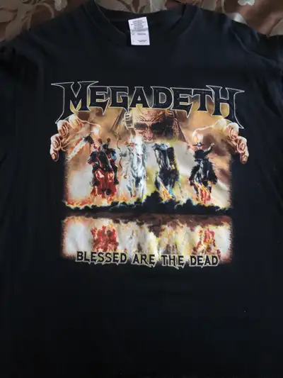 Megadeth tour 2007 blessed are the dead concert T-shirt. Worn once at time of purchase. Cash Only.