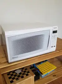 Microwave Panasonic 1200 watt