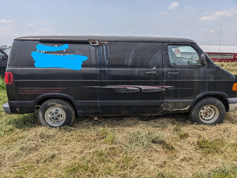 2001 dodge ram 1500 cargo van Cars & Trucks Hamilton Kijiji