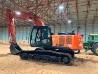 Hitachi 250 excavator