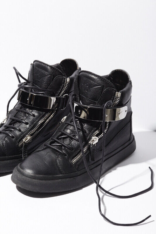 GIUSEPPE ZANOTTI high top silver buckles *LIKE NEW* in Men's Shoes in City of Toronto - Image 3