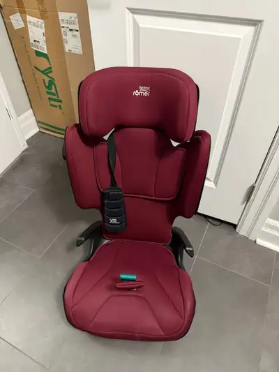 Britax Romer KIDFIX i-SIZE Car seat . Carseat 3.5-12 years old, View more