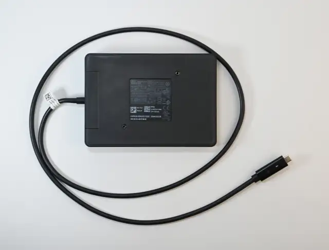 Dell Dock WD15 Model K17A USB-C Laptop Docking Station No PSU in Laptop Accessories in City of Toronto - Image 6
