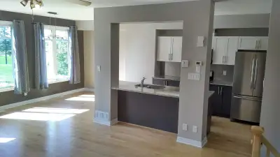 Spectacular Barry Hobin Architect designed Executive Urban Townhouse, complete with floor to ceiling...