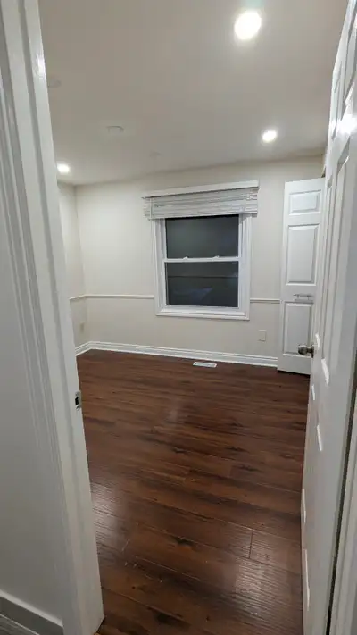 Rooms available for rent, all-inclusive with high speed Wi-Fi, Looking for male roommates to occupy...
