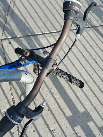 Mud Dawg Mountain Bike for parts , View more