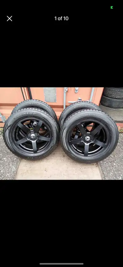 Set of 4 DUNLOP winter tires with rims (245 60 18) pattern (5×114.3) TPMS 2019 TOYOTA HIGHLANDER
