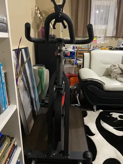 An indoor bike that’s still in really great condition! It’s been out of use for a while now and our...