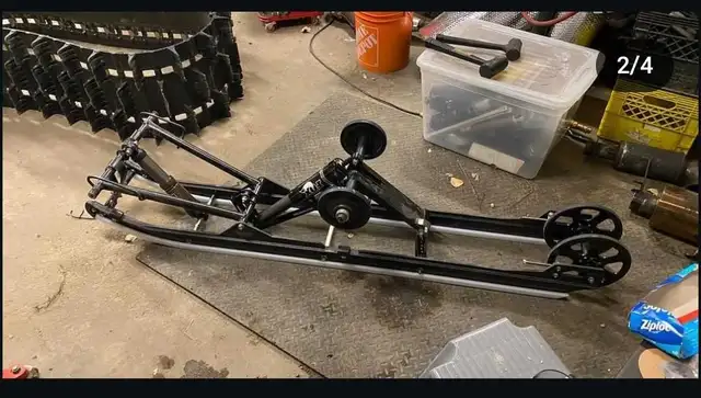 2012 Skidoo summit XP 800 parts sled - Carbon sled skid, fox s in Snowmobiles in Strathcona County - Image 4