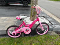 Used kids bike. Good for 5-8y. Good condition.