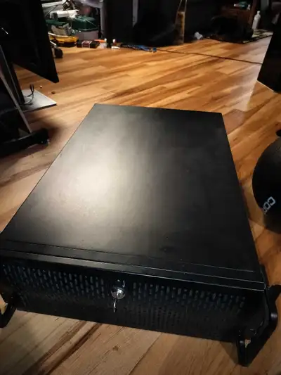 Rosewill 4U L4500U 15 HDD pc rackmount enclosure, View more