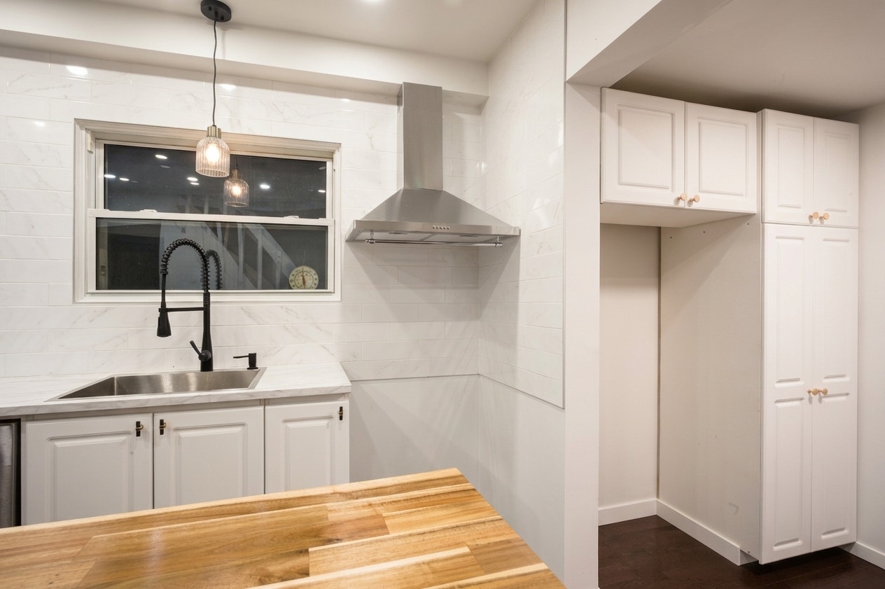 Detached 4 Bedroom house in LaSalle, 2.5 Bathrooms, $2,195/month — photo 3