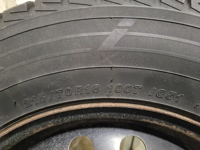 Yokohama Winter Tires with Rims for sale 215/70 R16 in Tires & Rims in Mississauga / Peel Region - Image 2
