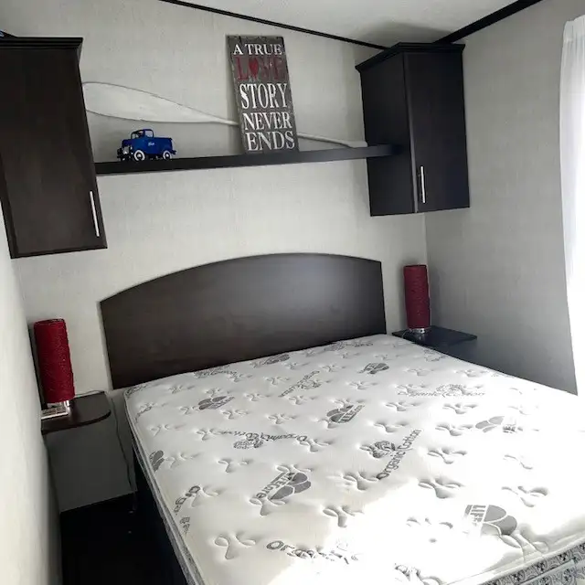Turn-key Summer Home - Park Model Trailer for sale in Park Models in Grand Bend - Image 8