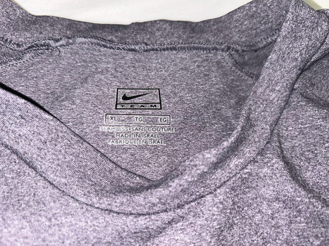 Chandail Nike Drifit sport d’hiver in Men's in Longueuil / South Shore - Image 3