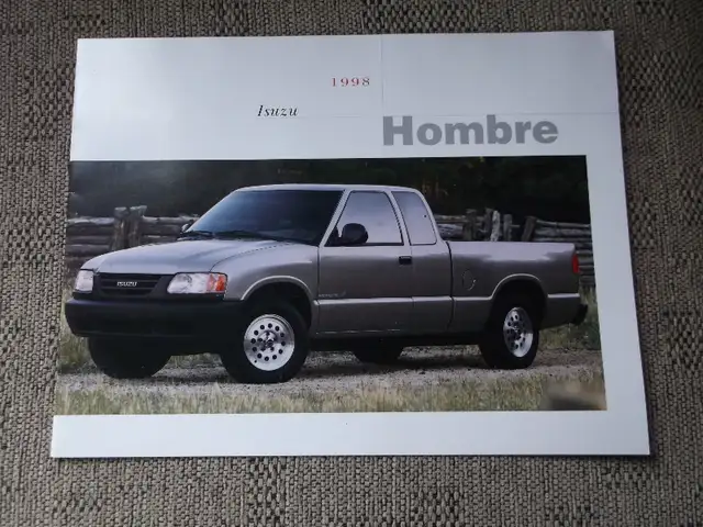 RARE Toyota Calendar (1998) and OTHER Collectible Car Items in Arts & Collectibles in Bridgewater - Image 6