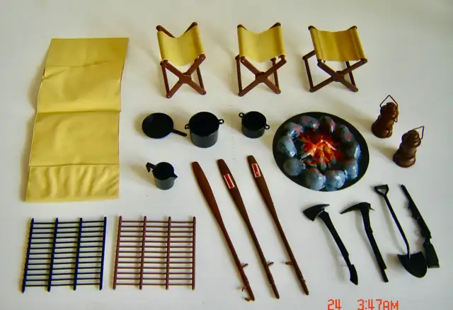 Vintage Mattel Big Jim Outdoor Camping & Cooking Gear- 1973 in Arts & Collectibles in City of Toronto - Image 2