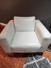 White leather couch for sale bought at leathwr by mann.