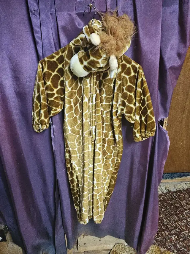 Costume Girafe pour enfant 3-5 ans in Costumes in Sherbrooke - Image 7