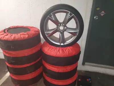 Selling a complete set of as-new all-season (summer) tires - mounted and balanced on a near perfect...
