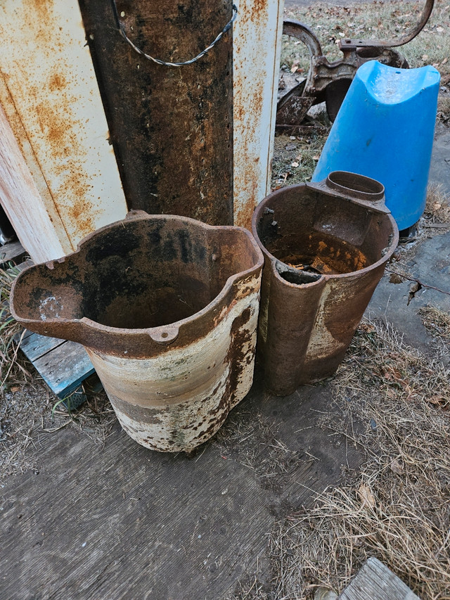 Coal / Wood Livestock Water Trough Heaters in Other in Edmonton - Image 3