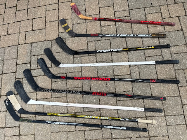 Hockey Sticks - Youth in Hockey in Oshawa / Durham Region