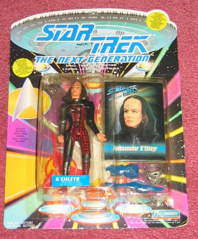 K'Ehleyr figure in package - Star Trek - Next Generation in Arts & Collectibles in Kitchener / Waterloo - Image 2