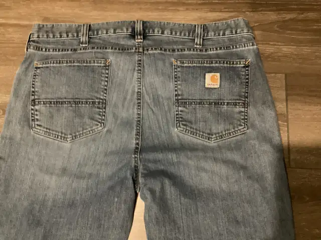 Carhartt Rugged Flex Relaxed Fit Low Rise 5-Pocket Tapered Jeans in Men's in Kingston - Image 6