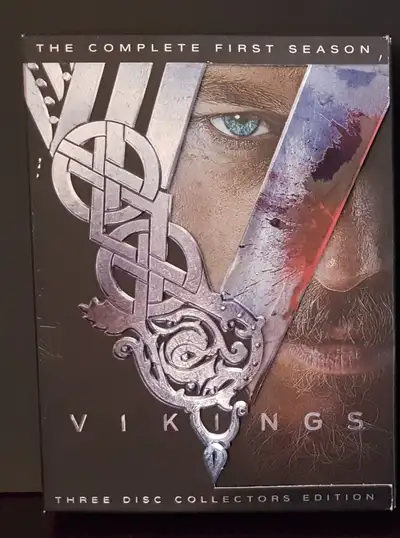 Vikings, coffret DVD de la saison 1, en anglais, comme neuf, View more