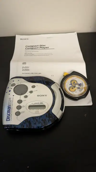 Sony Sport DiscMan ESP2 Blue/Black Camouflage Portable CD Player & Sony Earbuds. Made in Japan. Batt...